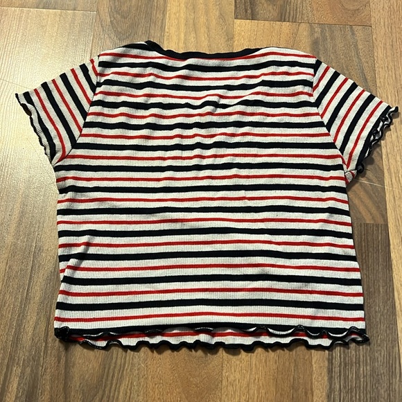 Garage stripped crop top - Picture 3 of 3